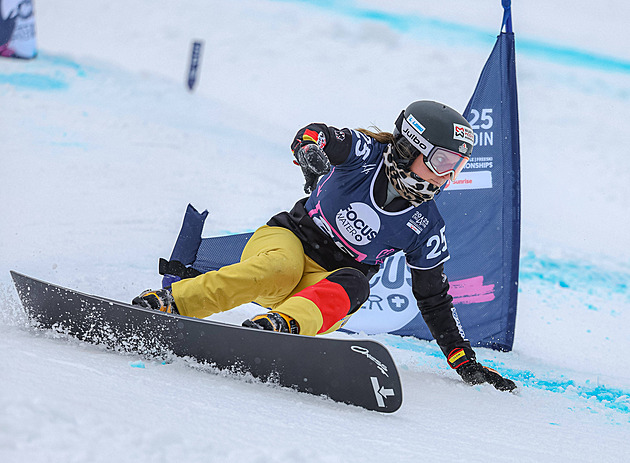 Snowboardová soupeřka Ledecké si v přípravě zlomila kotník. Stihne olympijské hry?