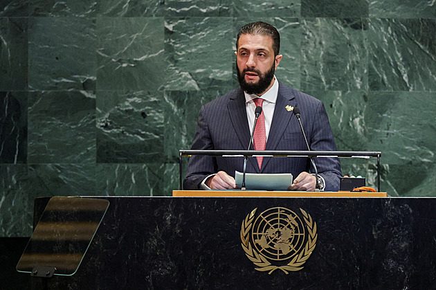 Premiéra islamisty v saku. Už nejsme vývozcem krize, přesvědčoval Šara svět
