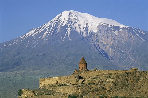 Arménie odstraní z razítek horu Ararat. Úlitba Turkům, zlobí se kritici