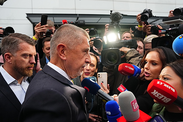 Hnutí ANO slaví vítězství. Lídři vystoupí na tiskové konferenci