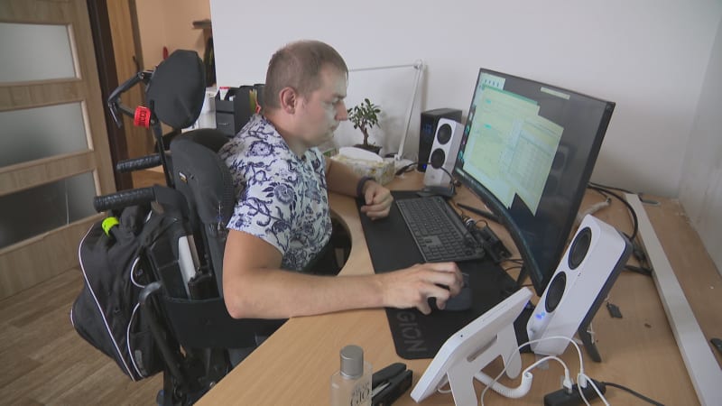 Vzácnou nemocí trpí v Česku desítky lidí. Pojišťovny části z nich odmítají proplatit drahý lék