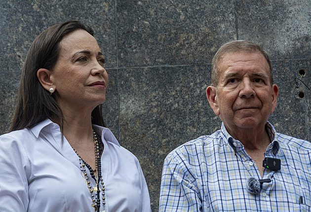 Nobelova cena míru jde do Venezuely. Výbor ji udělil opozičnici Machadové
