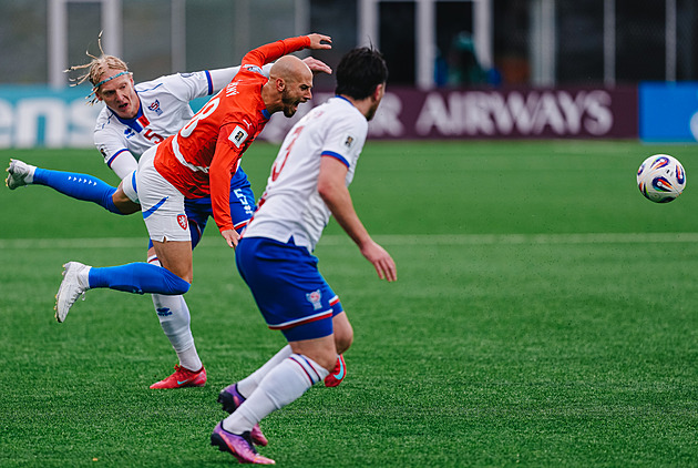 Faerské o. - Česko 2:1, trapas s trpaslíkem a Hašek je na odstřel. Rozhodl Agnarsson