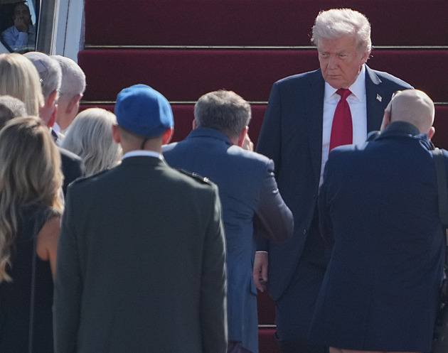 Válka je u konce, prohlásil Trump v Knesetu. Setká se s příbuznými rukojmích