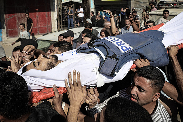 Reportér, zpěvák i oběť. Tvář palestinské propagandy zabili konkurenti Hamásu