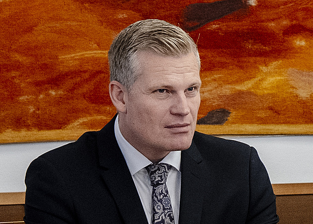 Motoristé povedou dva výbory. Turka do vedení Sněmovny neřeší, říká Šťastný