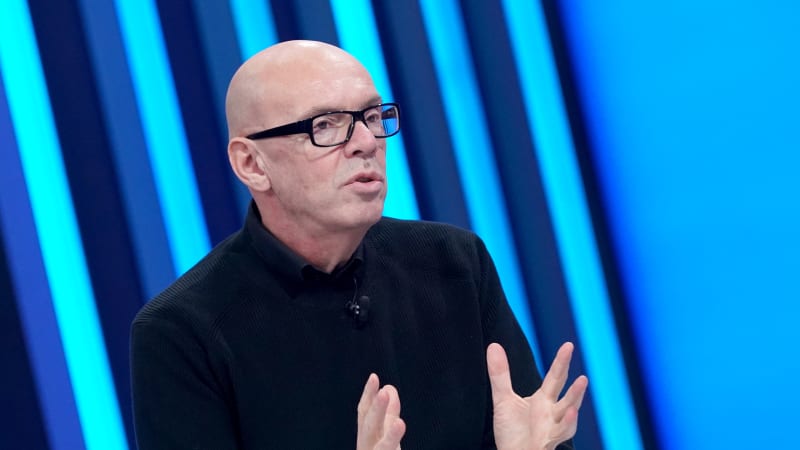 Kritizujte, až něco popletu, vyzval Klempíř umělce. Podepisují petici proti Motoristům