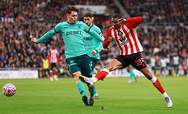 ONLINE: Krejčí nezabránil prohře Wolves v Sunderlandu, Haaland svalil Everton