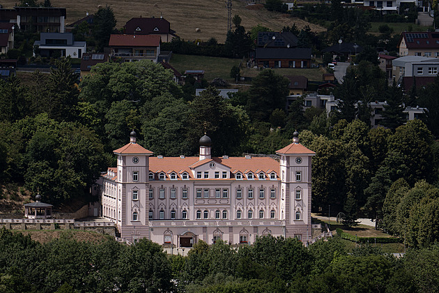 Zlomový krok v kauze kláštera v Loděnicích. Matka představená je obžalovaná ze zpronevěry