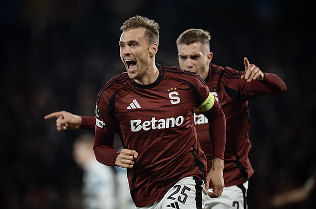 ONLINE: Rijeka - Sparta 0:0, šest změn v sestavě, hraje se v šíleném počasí