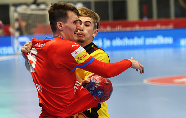 Házenkáři v přípravě zaskočili polského favorita, rozhodla sedmibranková šňůra