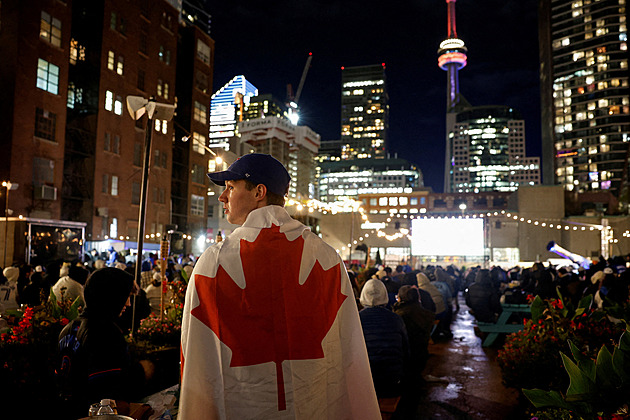 Infarktový závěr urvali Dodgers dvojautem, Světovou sérii rozhodne až poslední zápas