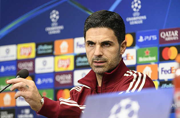 O Slavii jen pár slov. Arteta ale v Edenu zmínil Rosického: Snad se potkáme!