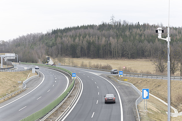 Dálniční známky od ledna zdraží. Kvůli novým kilometrům a inflaci