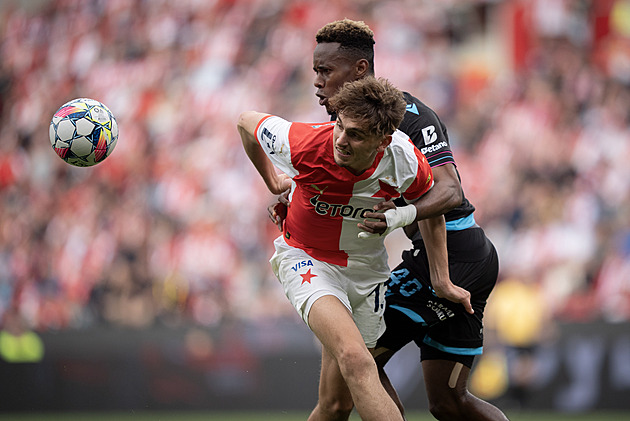 ONLINE: Plzeň - Slavia 0:0, kvůli kouři se nehraje, hráči míří do kabin
