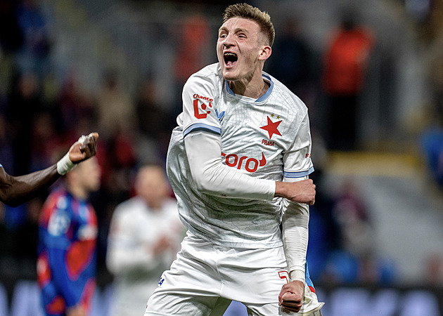 ONLINE: Plzeň - Slavia 2:4, naděje pro domácí, přesnou ránou snižuje Červ
