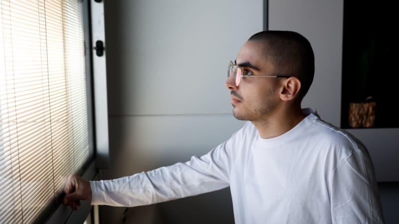 Znásilňování, brutální bití bičem a hlad. Prosil jsem únosce o smrt, říká izraelský rukojmí