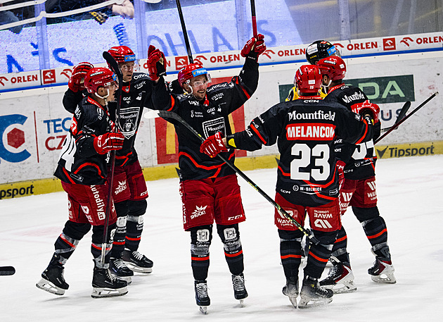 ONLINE: Olomouc - Hradec 1:6, dva rychlé góly, po Klímovi se trefil Tamáši