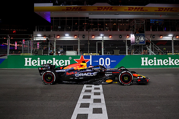 Drama v boji o titul F1. Verstappen v Las Vegas vyhrál, Norris byl diskvalifikován