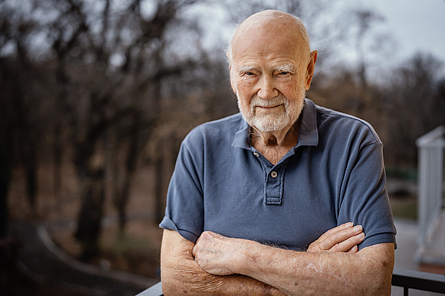 Zima, otročina a šikana. Velitele ukazují Černí baroni přesně, vzpomíná pétépák