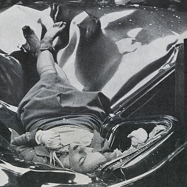 Krásná sebevražedkyně. Vrhla se z mrakodrapu, její fotka okouzlila Ameriku