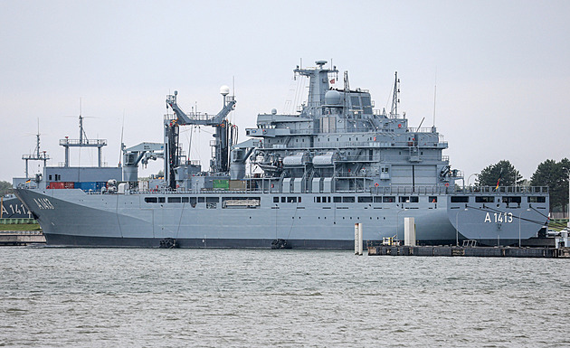 Posádku německé lodi složily chřipka a neštovice, z mise se vrací předčasně domů