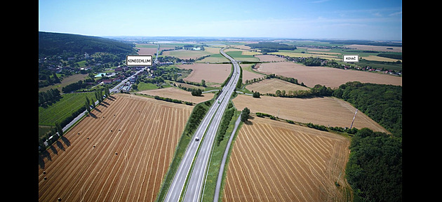 Finanční nejistota trvá, stavby nových úseků D11 a D35 začnou až příští rok