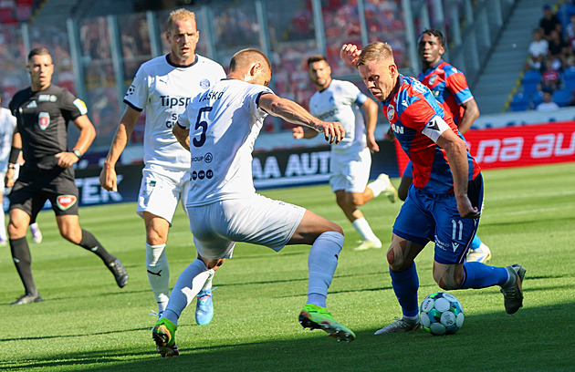 ONLINE: Slovácko - Plzeň 0:0, poslední tým ligy proti favoritovi. Jak si povede?