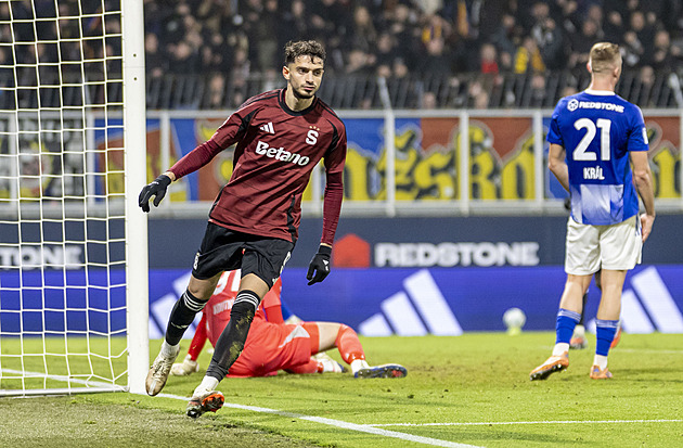 Obletovaný Rrahmani zpět v Rumunsku. Snad mi to v Craiově vyjde jako tenkrát