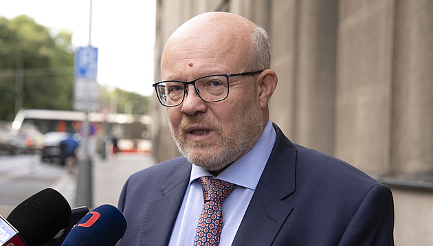 Ministr zdravotnictví Vlastimil Válek hodnotí uplynulé volební období