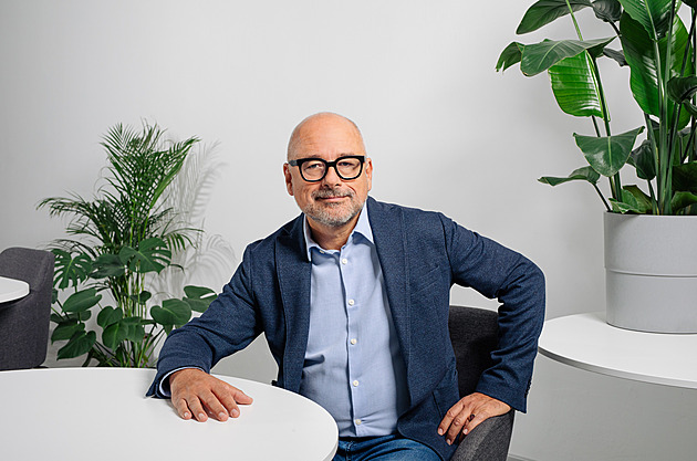 Život mě vedl od advokacie přes fotovoltaiku až k umění, říká Aleš Spáčil