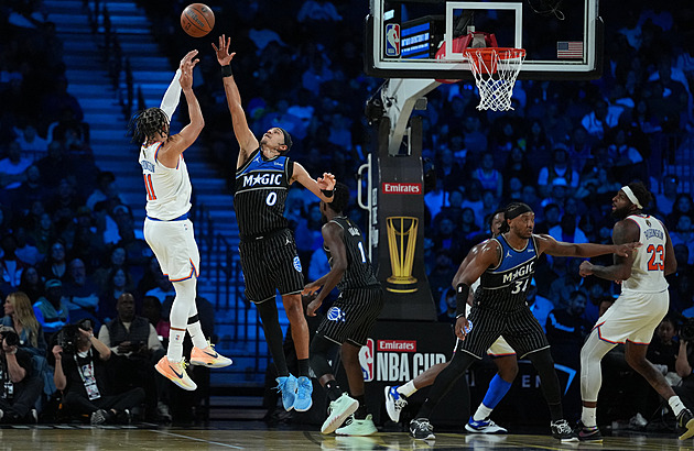 San Antonio, překvapivě vyřadilo Oklahomu, ve finále NBA Cupu ho čekají Knicks