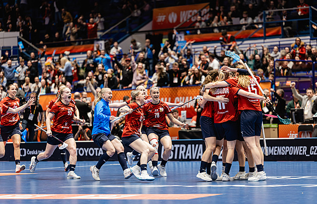 ONLINE: Česko - Švýcarsko 0:0, florbalistky hrají na MS o historické zlato
