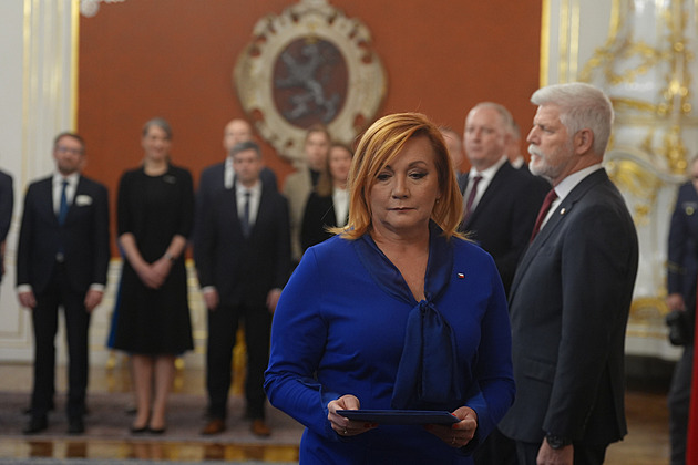 Končí umělé nadhodnocování příjmů, řekla Schillerová. Nová EET bude v roce 2027