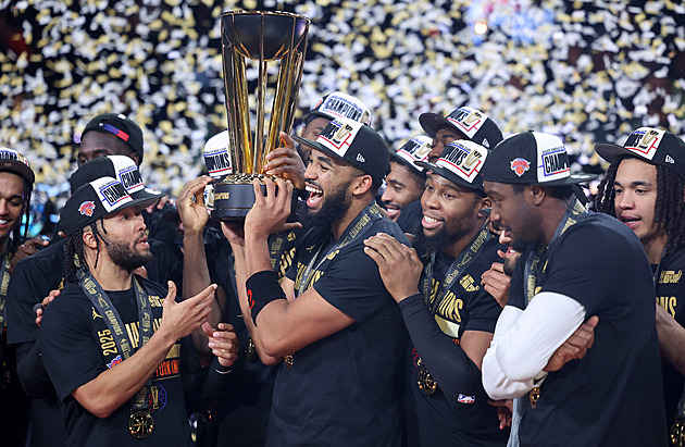 New York po 26 letech získal trofej v NBA! V pohárovém finále Knicks udolali Spurs