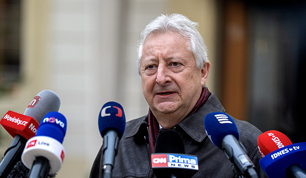 Česko dál pohlídá slovenský vzdušný prostor. Nový ministr Zůna volal i s Kyjevem