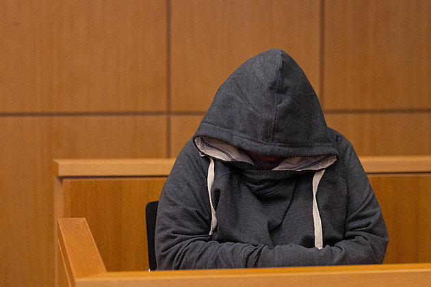 Cášský Pelicot. Muž znásilňoval omámenou manželku a vše natáčel, dostal 8,5 roku