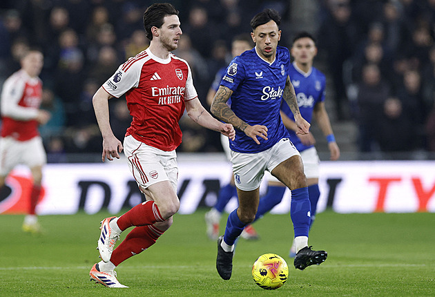 ONLINE: Arsenal vede, Haaland režíroval výhru City. Slaví i Liverpool, Wolves dál trpí