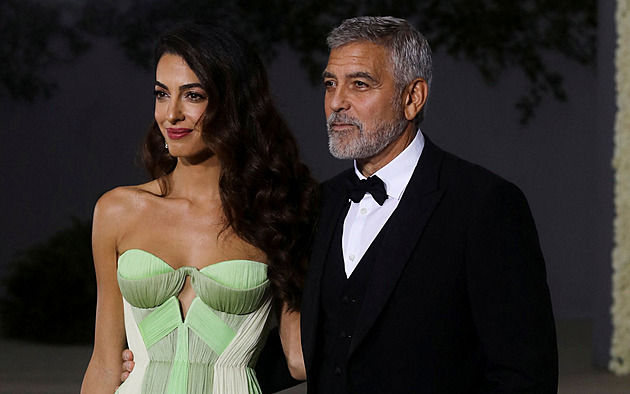 Americký herec George Clooney s rodinou získali francouzské občanství