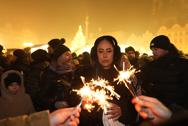 Jak mají obchody otevřeno na Silvestra? Zákon nic nezakazuje, stejně zavírají