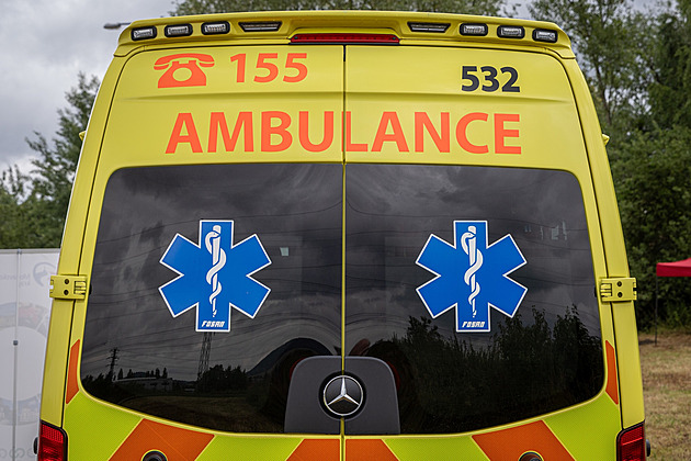 Muže v Kravařích zabil oxid uhelnatý. Žena a dvě děti se přiotrávily