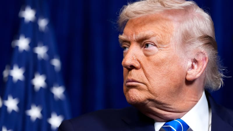 Američané zaútočili na Venezuelu. Caracasem otřásly exploze