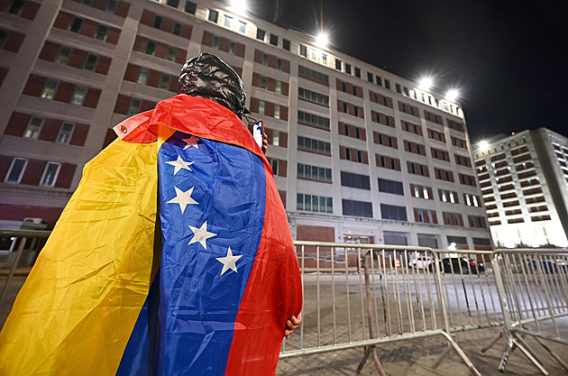 Peklo, jímž prošla i (ne)slavná jména. Maduro čekal na soud v káznici plné násilí