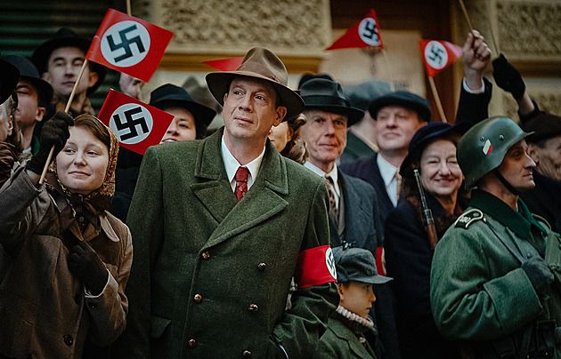 I autorce Gerty Schnirch z toho zatrnulo. Série podle románu Kateřiny Tučkové je tu