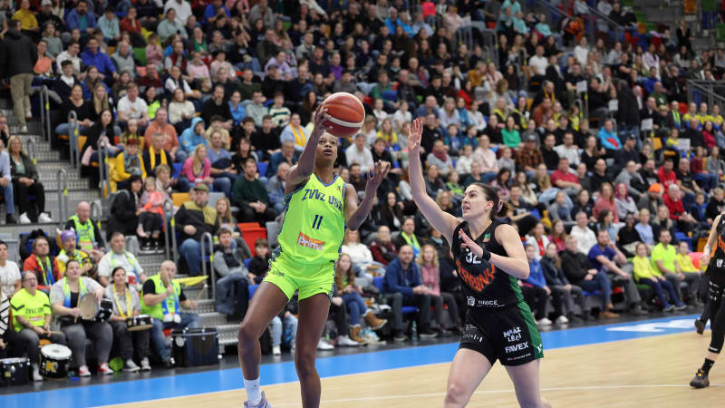 Basketbalový šlágr USK Praha-Žabiny se blíží. Diváky v Jihlavě čeká i Family Day. Padne rekord?