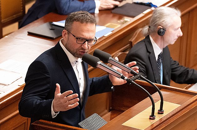 Jste lhář, nemáte koule a čest, pustil se Jurečka do šéfa SPD Okamury