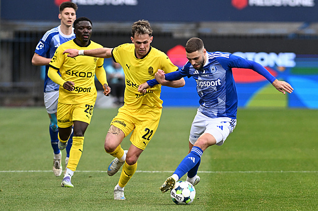 ONLINE: Olomouc - Ml. Boleslav 2:3, smutek domácích, vyrovnávací trefu ruší ofsajd