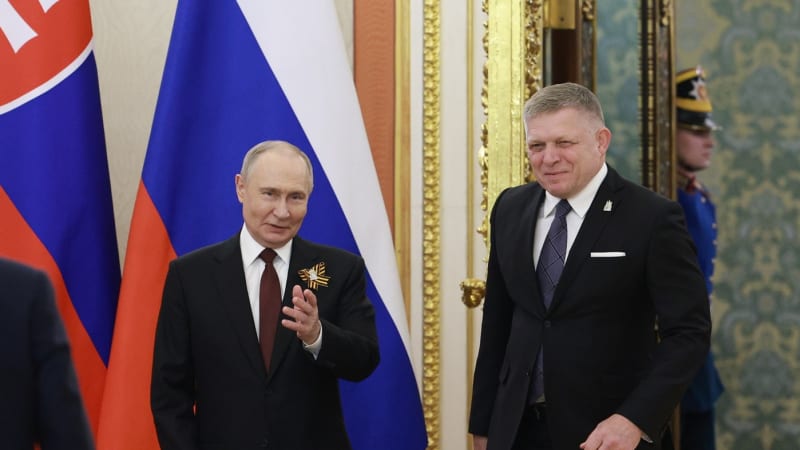 Nežádoucí Fico. Pobaltské státy mu zakázaly využít vzdušný prostor, do Moskvy musí oklikou