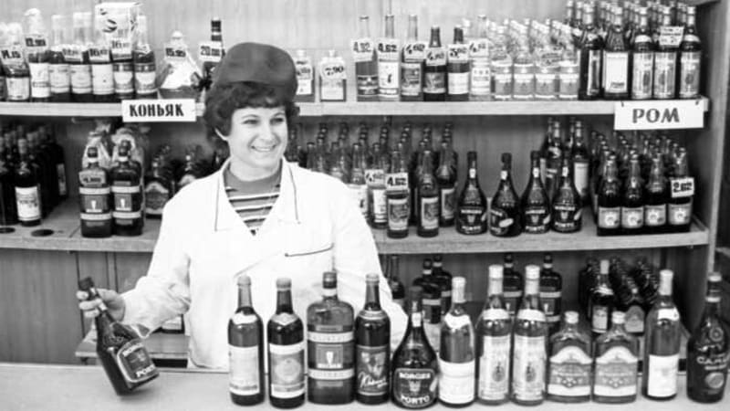 Černá kronika SSSR: Král vína vydělával astronomické částky. Jak fungovala sovětská mafie?