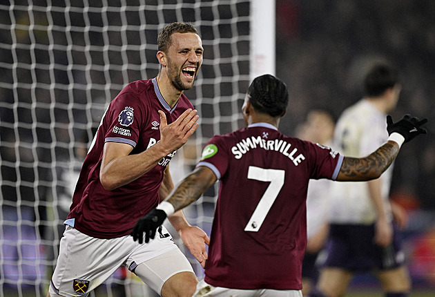 Všechny Součkovy góly v Premier League: jedenáctý hlavou, patnáct jich rozhodlo